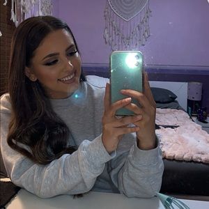 Meet your Posher, Olivia